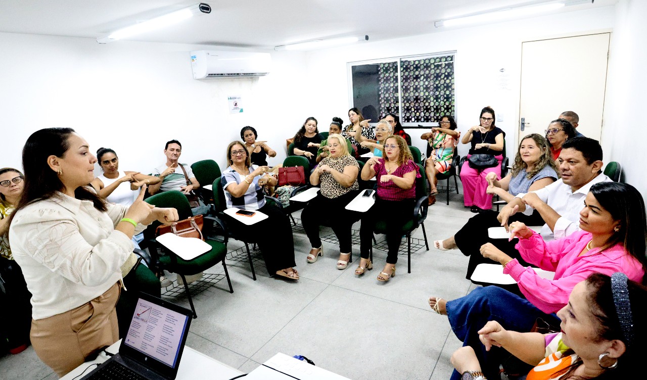 sala de aula do curso de libras